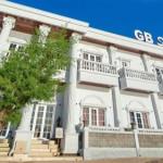 GILI BEACHFRONT SUITES